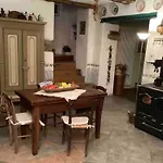 Mombracco Retreat Pietra & Boschi Saluzzo