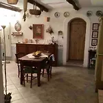 Mombracco Retreat Pietra & Boschi Saluzzo 別荘 *